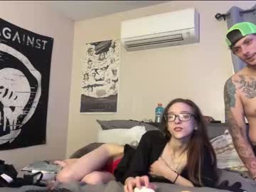 couple
        barelylegalbabygurl cam image #1848325