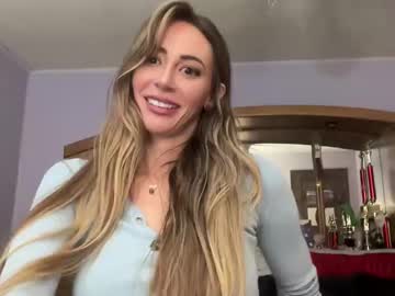 girl Live Cam Girls Love To Strip Naked For Their Viewers with caylacridley