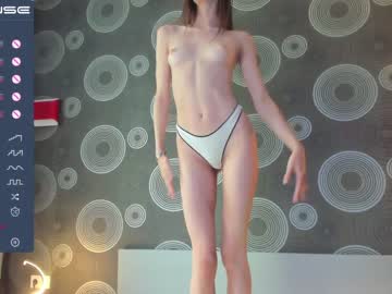 girl
        emma_jhons0n cam image #1709522
