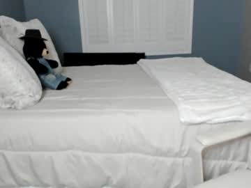 girl
        clarawaters cam image #624386