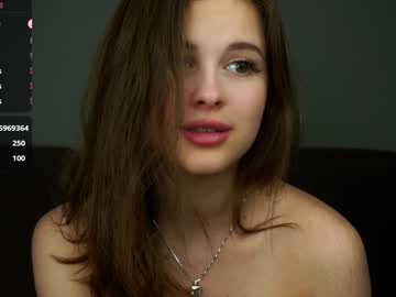 girl
        a_whole_eternity cam image #5152630