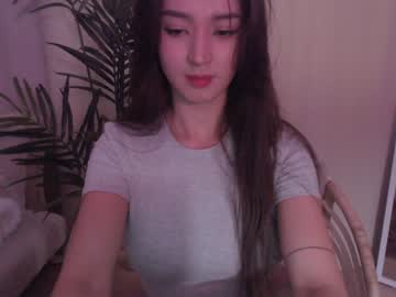girl
        sarasuo cam image #2098543