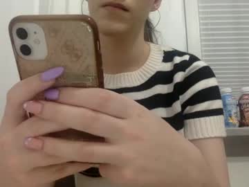 girl
        xprsv cam image #1591884