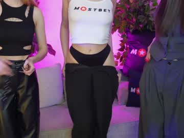 girl
        anabel2054 cam image #5719297