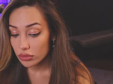 girl
        francescadomi cam image #76997
