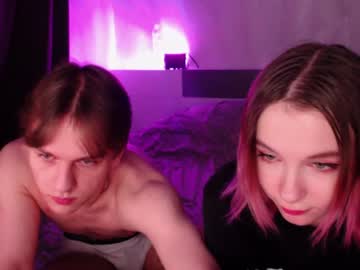 couple Live Cam Girls Love To Strip Naked For Their Viewers with alex_gotcha