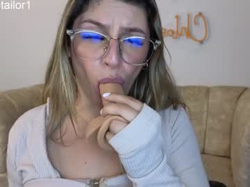 girl
        chloe_tailor_ cam image #4559994