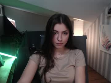 girl
        _nel cam image #169