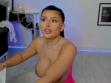 girl
        moniqueeass cam image #6015278