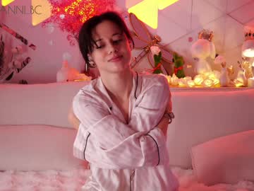 girl
        taanni_bc cam image #5690133