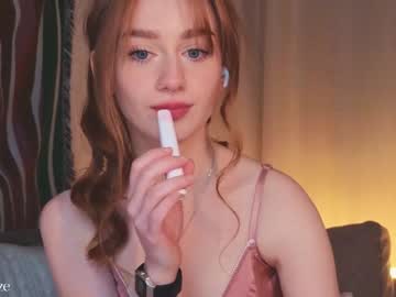 girl
        lizzy_blaze cam image #3007657