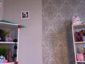 girl
        hannah_lourens cam image #6444582
