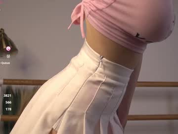 girl
        elation_evy cam image #5171059