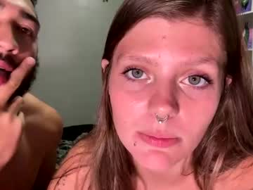 couple
        scorpiosting28 cam image #5465067
