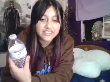 girl
        lifesatripxx402 cam image #1895121