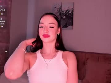 girl
        riellett cam image #6473331