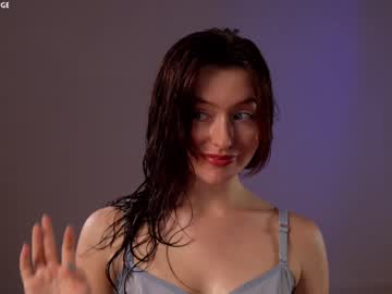 girl
        alisonrouge cam image #4141959
