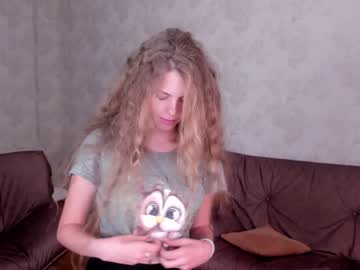 girl
        nataly_hello cam image #2860274