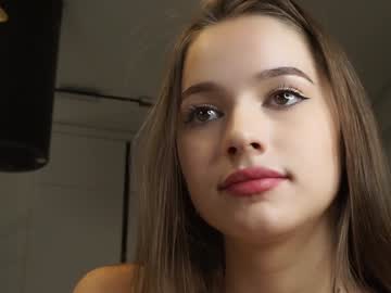 girl
        hecola cam image #5117882