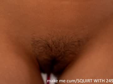 girl
        dovia cam image #2993608