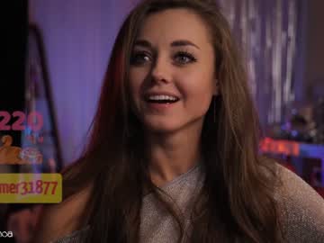 girl
        lettymoa cam image #4119990