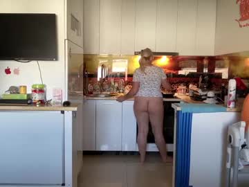 girl
        kiradivine cam image #1962790
