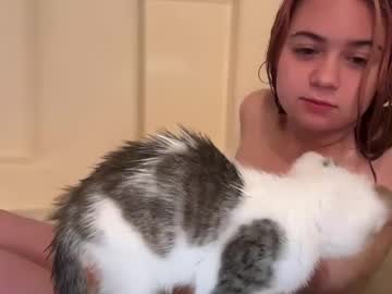 girl
        sillygoosey69 cam image #4497178
