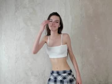 girl
        cutie_ghostie cam image #3586967