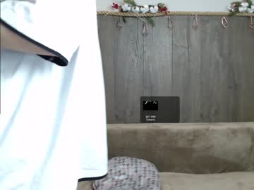 girl
        _alicewonder_ cam image #842091