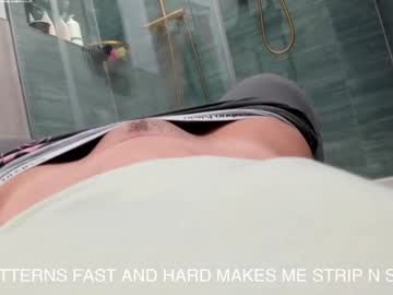 girl
        lets_slip_and_slide cam image #2571485