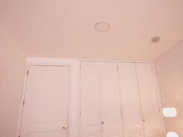 girl
        laniegh cam image #1126013