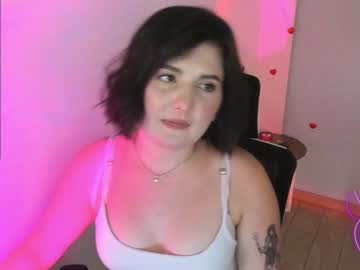 girl
        jennie_berry cam image #4767374