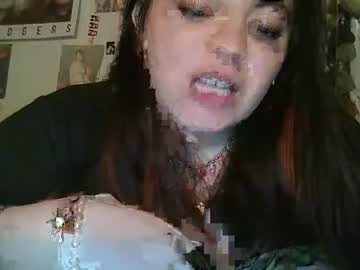 girl Live Cam Girls Love To Strip Naked For Their Viewers with viennavisabelle