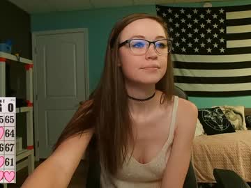 girl
        anabelleleigh cam image #6567776