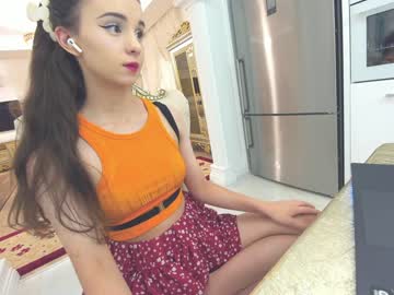 girl
        ehotlovea cam image #241065
