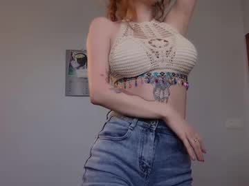 girl
        pathos_of_things cam image #6760669