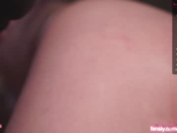 girl
        hoolybunny cam image #398547