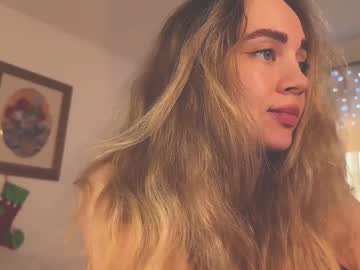 girl
        tatti_1 cam image #5817524