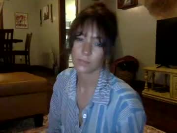 girl
        xlacyy cam image #3999729