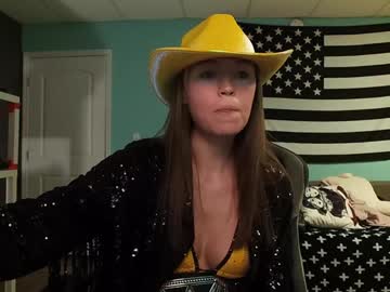 girl
        anabelleleigh cam image #5217110