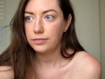 girl
        ronny_ponny cam image #4821419