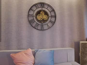 girl
        karrin cam image #4365623