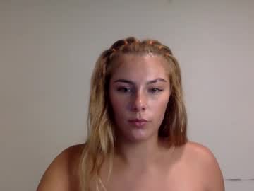 girl
        itsvictorias cam image #6866147
