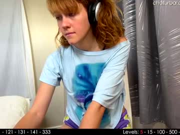 girl
        its_lily cam image #622899