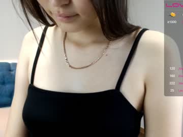 girl
        kempuu cam image #202817