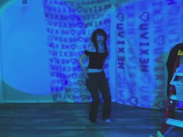 girl
        hexivu cam image #2549370