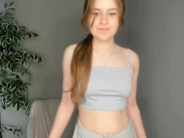 girl
        linettegrandon cam image #6165284