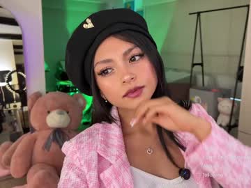 girl
        sweet_littleee cam image #6497599