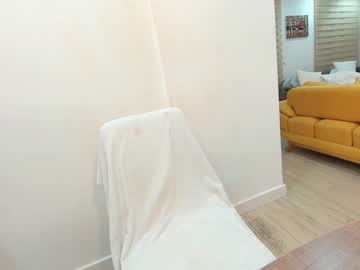 girl
        ehotlovea cam image #112666