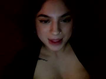 girl
        elenaprincess cam image #3577792